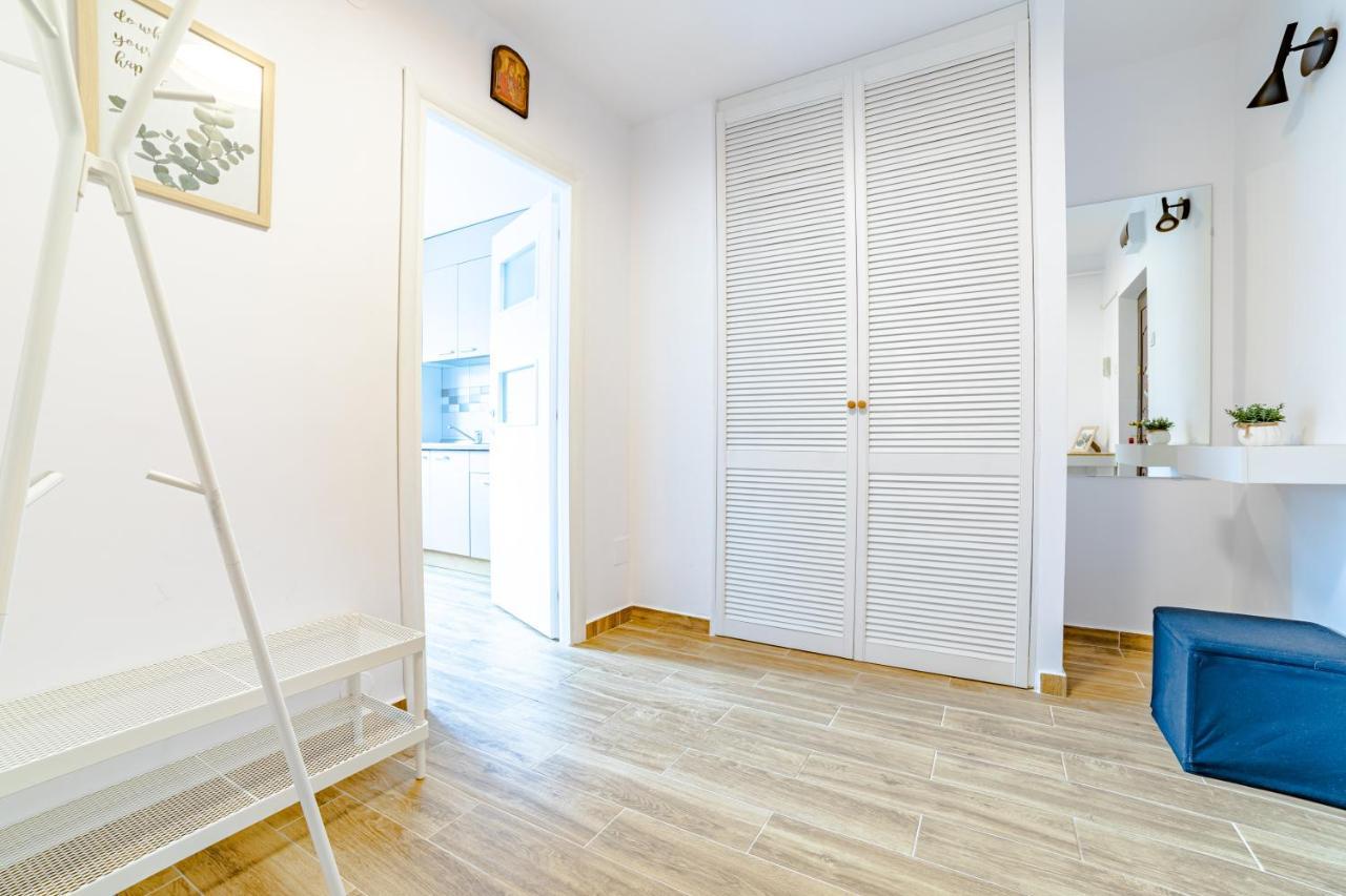 Mid-Term Rental Racadau Apartment Brassó Kültér fotó