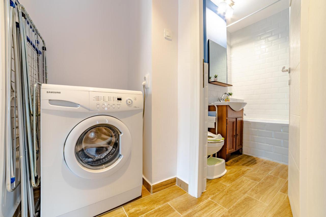 Mid-Term Rental Racadau Apartment Brassó Kültér fotó