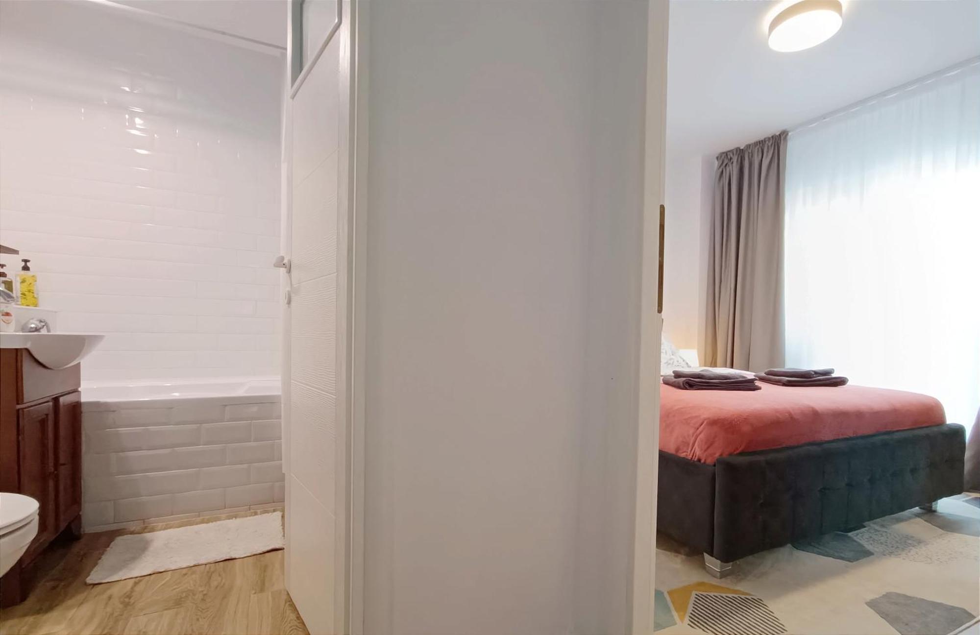 Mid-Term Rental Racadau Apartment Brassó Kültér fotó
